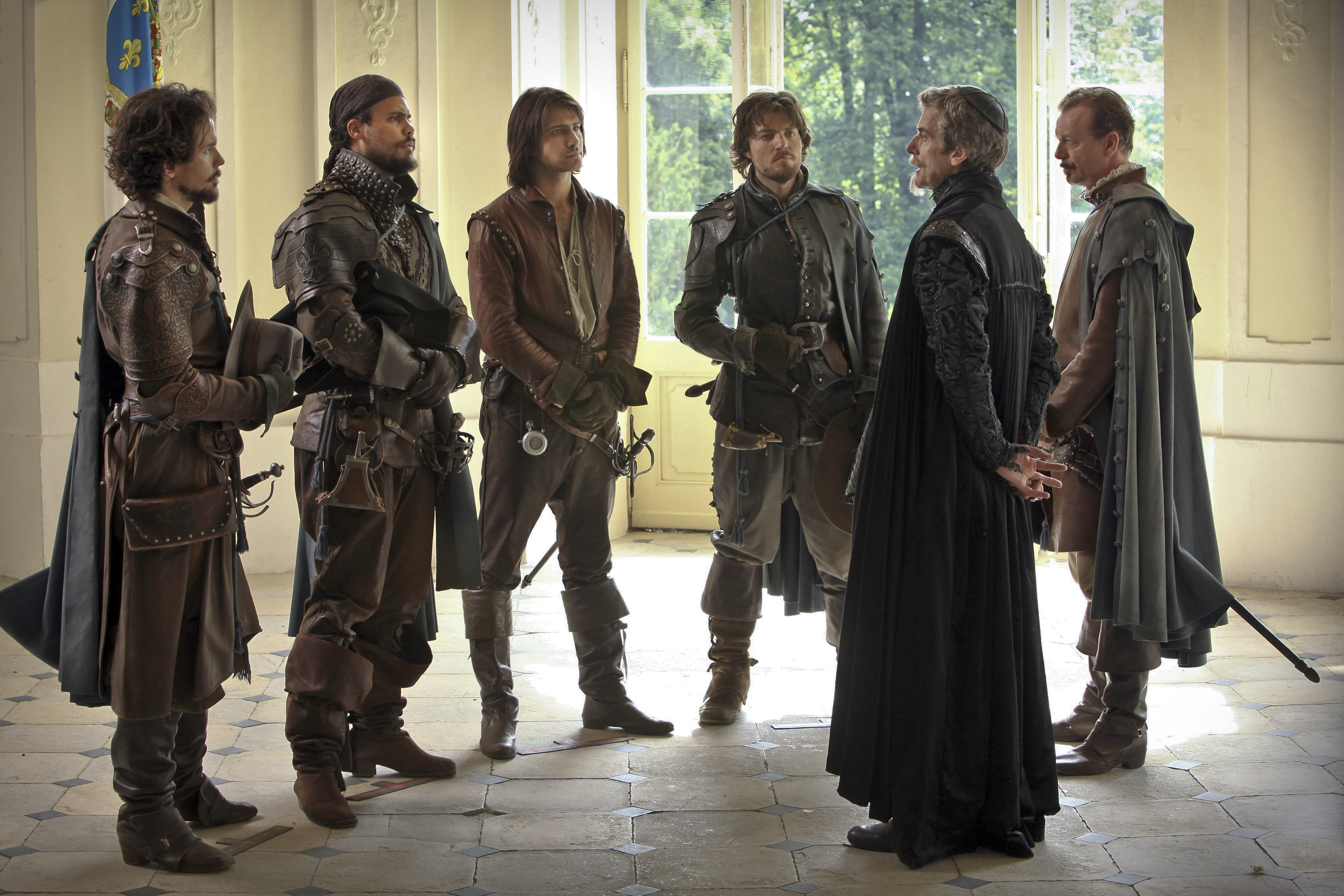 the-musketeers-costume-05-men-in-leather